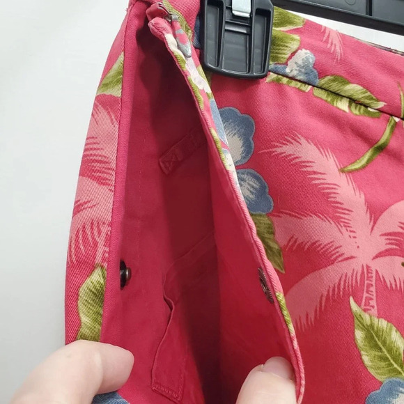 Tommy Bahama Women's Pink Tropical High Waist Cropped Casual Capris‎ Size 4 - Picture 2 of 4